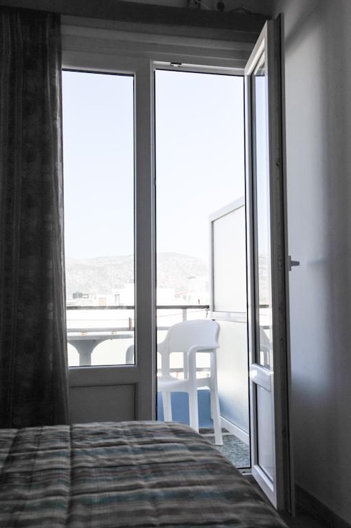Hotel Karpathos מראה חיצוני תמונה